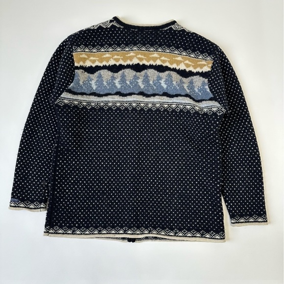 [SOLD] VINTAGE point zero 100% wool nordic fair isle navy blue grandma cardigan - Picture 5 of 11